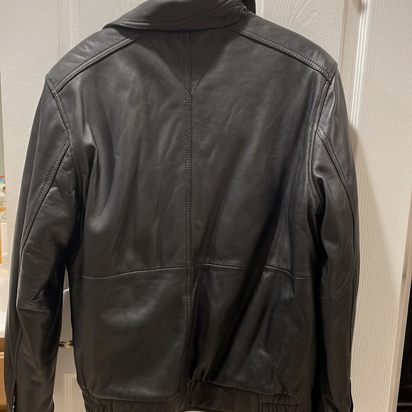 Tommy Hilfiger black leather jacket size large - Picture 5 of 6